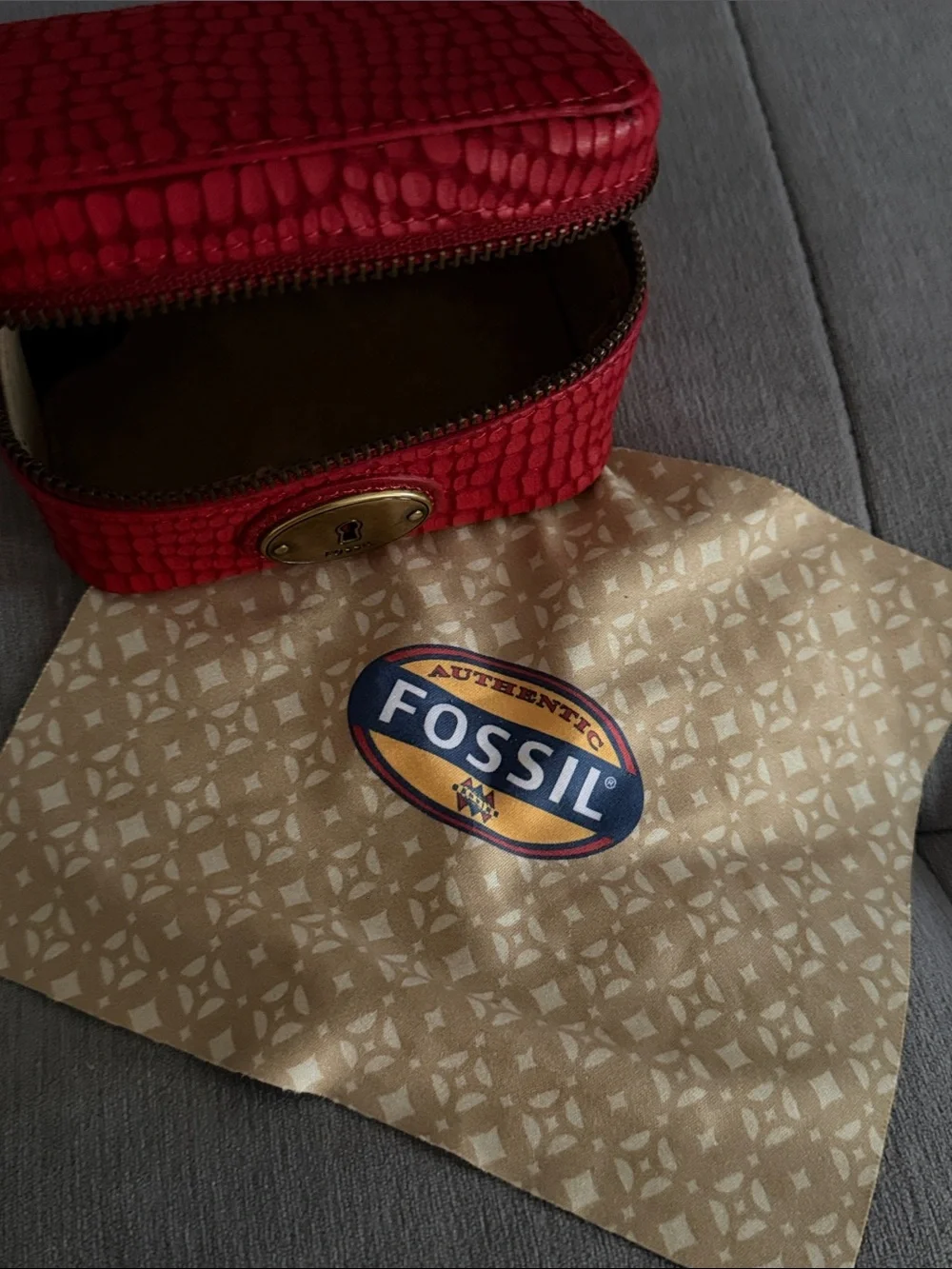 Fossil Red Croc-Embossed Jewelry Travel Case
